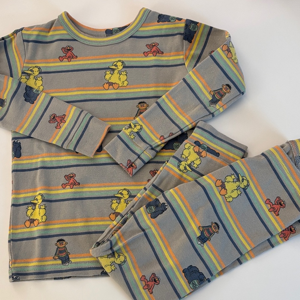 GAP Bright Assortment Pajama Sets - Picture 5 of 8